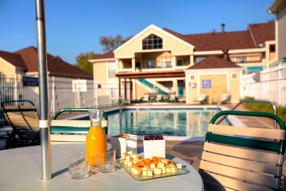 Sonesta Es Suites St. Louis Westport Maryland Heights Restoran fotoğraf